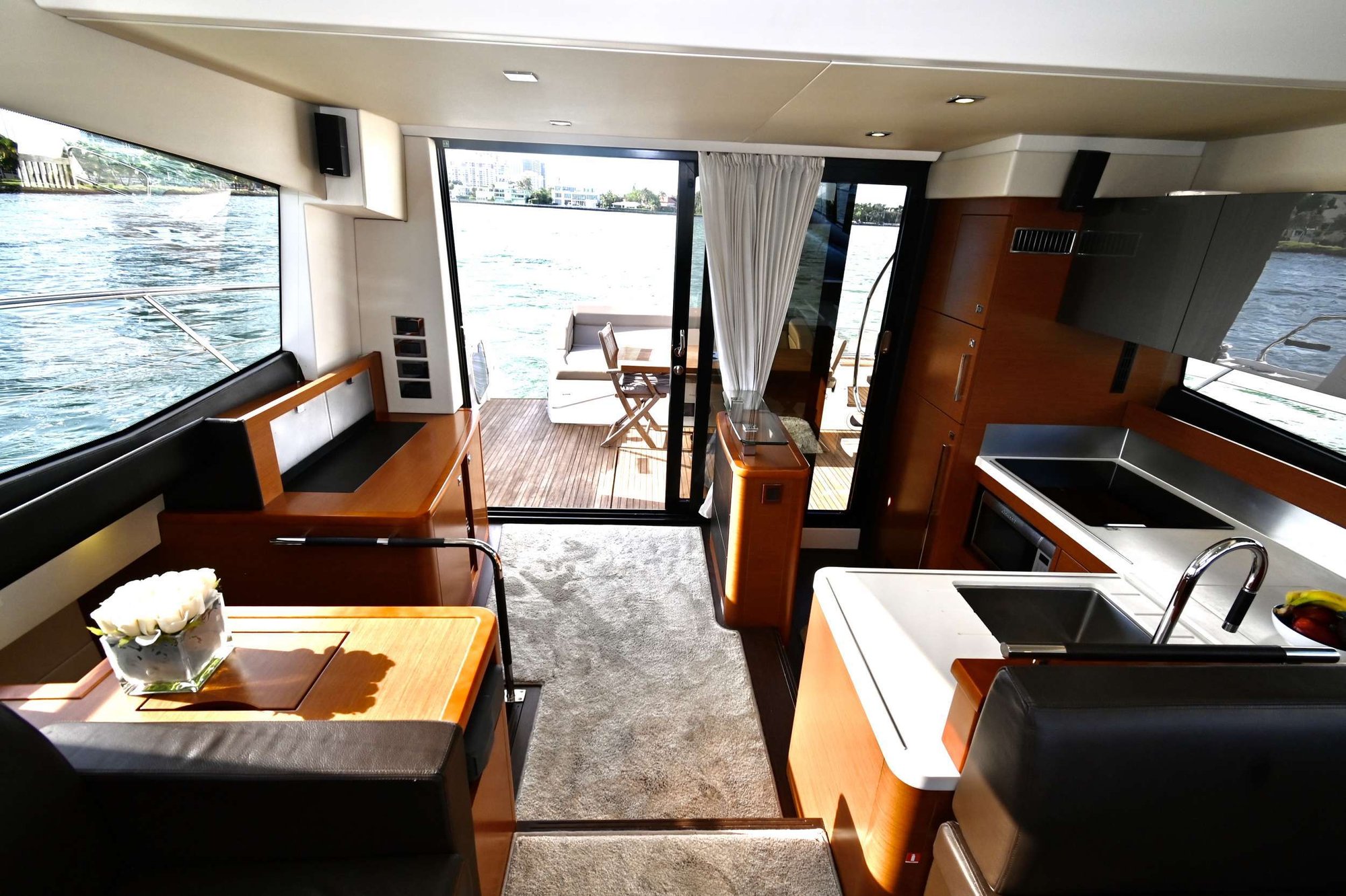 60-prestige-yacht-10