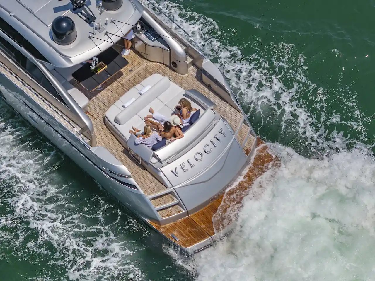 Yacht Hampton Marina | 51 Pine Neck Ave | Sag Harbor | New York | 11963