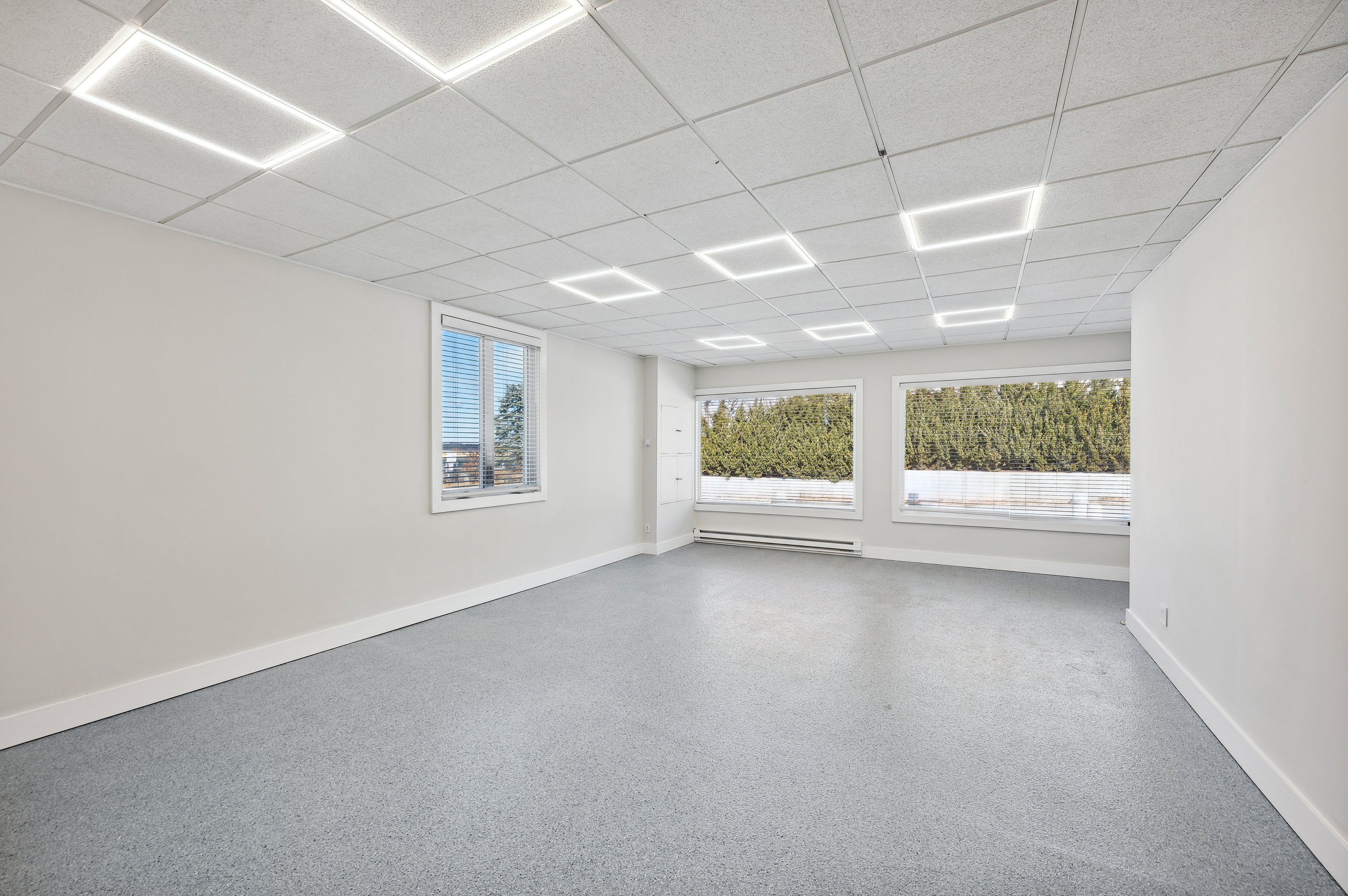 Hamptons Office Rental | Yacht Hampton Marina | 51 Pine Neck Ave | Sag Harbor | New York