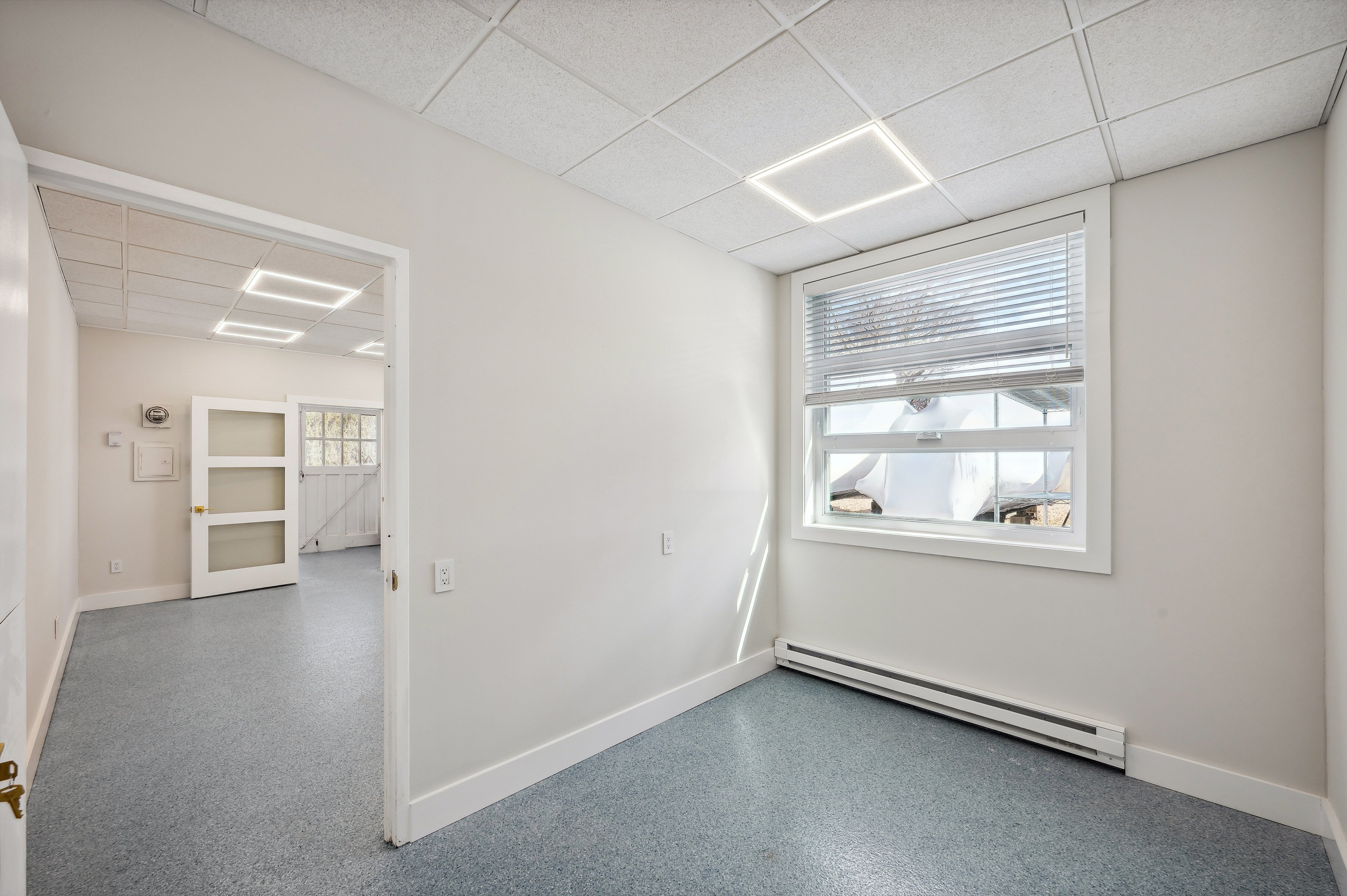 Hamptons Office Rental | Yacht Hampton Marina | 51 Pine Neck Ave | Sag Harbor | New York