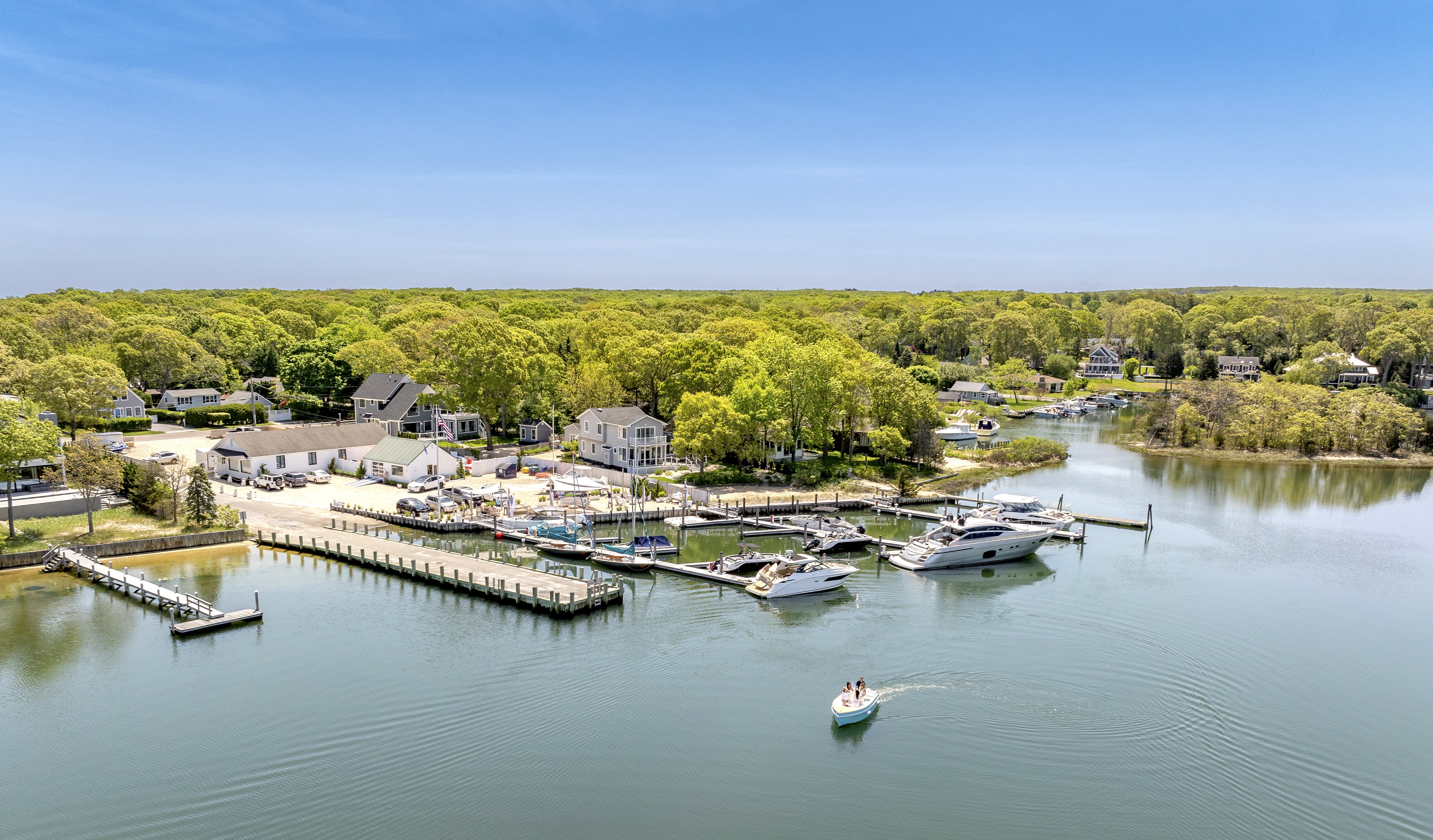 Contact Yacht Hampton Marina | Sag Harbor, NY